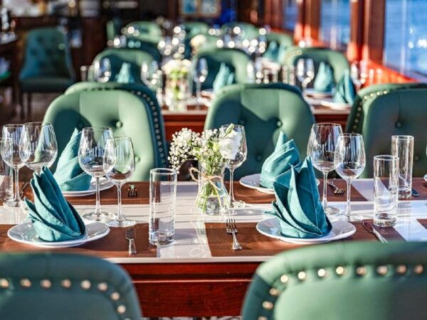Ha Noi : Ha Long Bay 5-Star Cruise With Kayak & Buffet Lunch - Customer Reviews