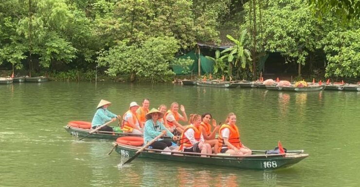 HA NOI: HOA LU - TAM COC - MUA CAVE - 1 DAY TRIP BY LIMOUSINE - Good To Know