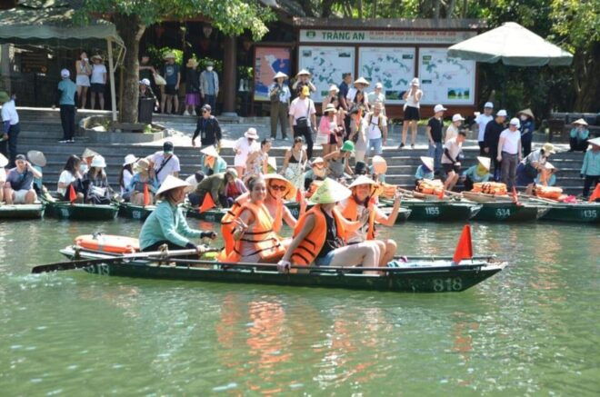 Ha Noi: HOA LU-TAM COC-MUA CAVE ,Buffet Lunch & Cycling - Important Notes