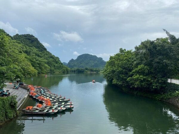 Ha Noi: Ninh Binh 2 Days/ Small Group/ Boat Trip & Kayaking - Frequently Asked Questions