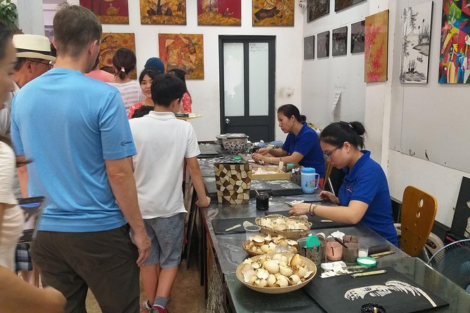 Ha Noi Private City Tour and Water Puppet Private Tour - Lunch Included