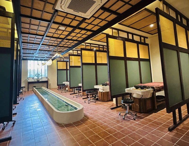 Ha Spa & Massage Experience in District 1 Ho Chi Minh - Tea, soup and a little extra time to unwind