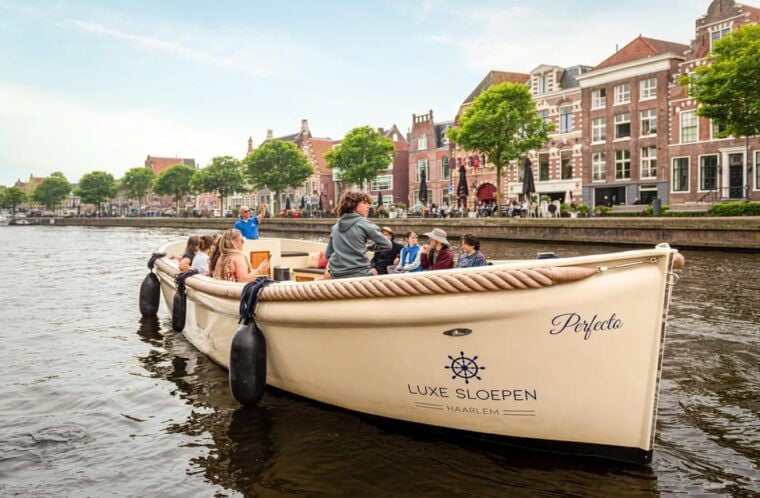 Haarlem: Guided Highlights Canal Cruise on Open Boat - FAQ
