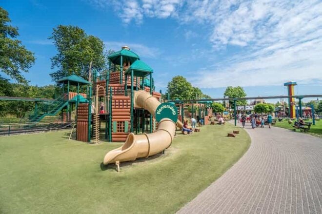 Haarlem: Linnaeushof Theme Park Entry Ticket - Weather Adaptability