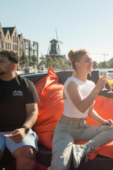 Haarlem Privet Canal Tour With Bites and Unlimited Drinks - Unlimited Drinks and Fried Bites
