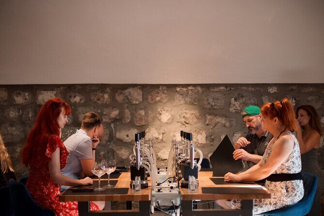 Habitat Gin Lab Experience - An In-Depth Look at the Habitat Gin Lab Experience