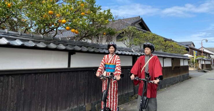 Hagi City: Ride an Electric Kickboard Around the Town of Hagi - Choosing Your Kimono