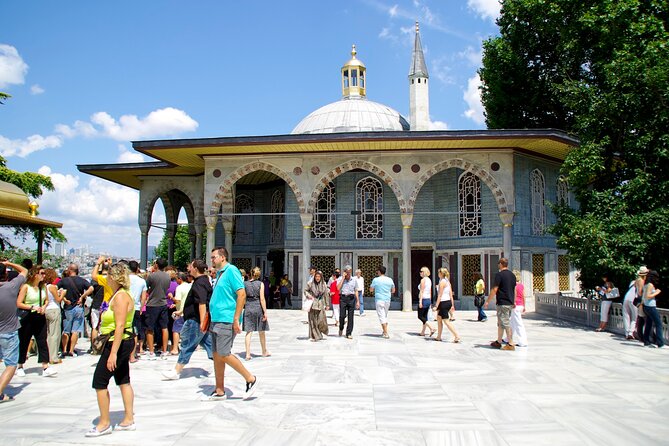 Hagia Sophia, Hippodrome & Blue Mosque and Grand Bazaar Guided Tour - Exploring the Magnificent Hippodrome
