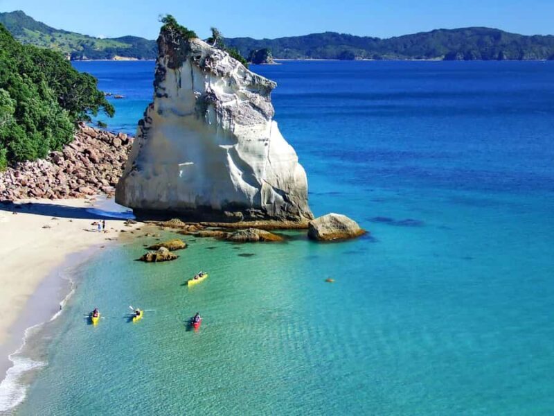 Hahei: Cathedral Cove Kayak Tour - Refreshments included - Introducing the Hahei: Cathedral Cove Kayak Tour – a true New Zealand gem