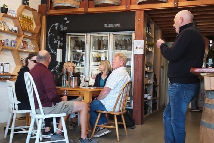 Hahndorf & Barossa Valley Tour (Including Lunch & Wineries) - Hahndorf and the Barossa in one long day