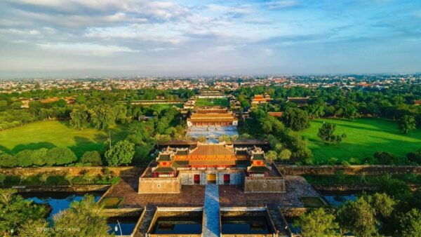 Hai Van Pass & Hue City Sites Deluxe Tour From Hoi An/Da Nang - Tour Inclusions and Reviews