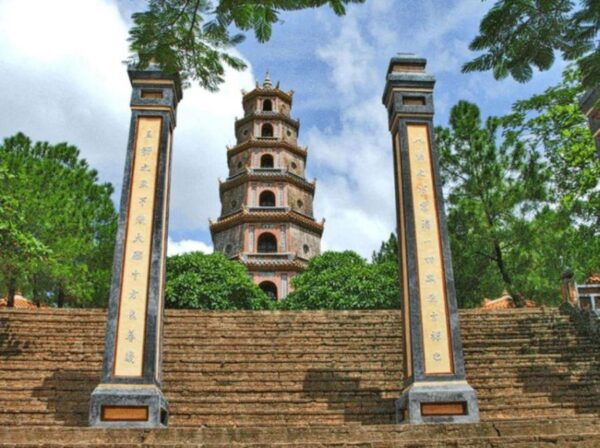Hai Van Pass &Hue Imperial City By Private Tour HoiAn/DaNang - Common Questions