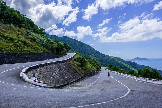 Hai Van Pass, Lang Co Bay & Lap An Lagoon PRIVATE TOUR - Transportation and Practical Details