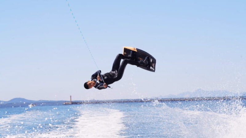 Haikou: Beginner Wake Surfing Experience at Enzuo Surf Club - Haikou: Beginner Wake Surfing Experience at Enzuo Surf Club
