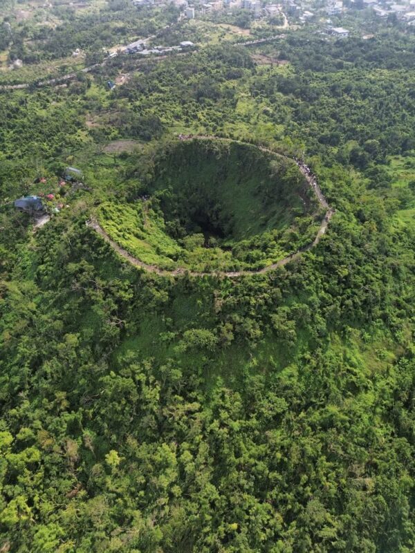 Haikou Volcano & Wenbilang Peak Full-Day Group Tour - Should you book this Haikou day tour?