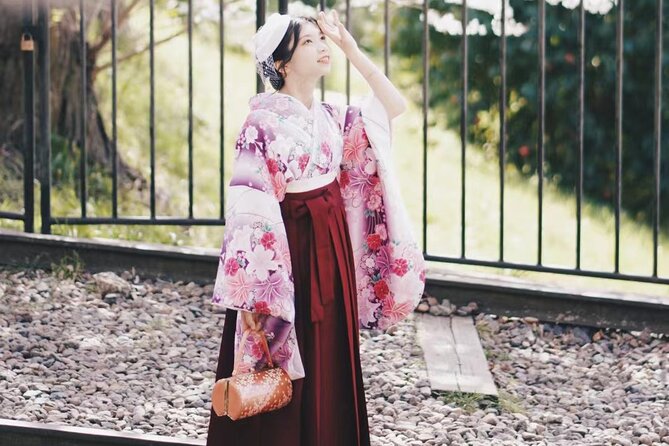 Hakama for an Unforgettable Graduation - How to Choose the Right Hakama