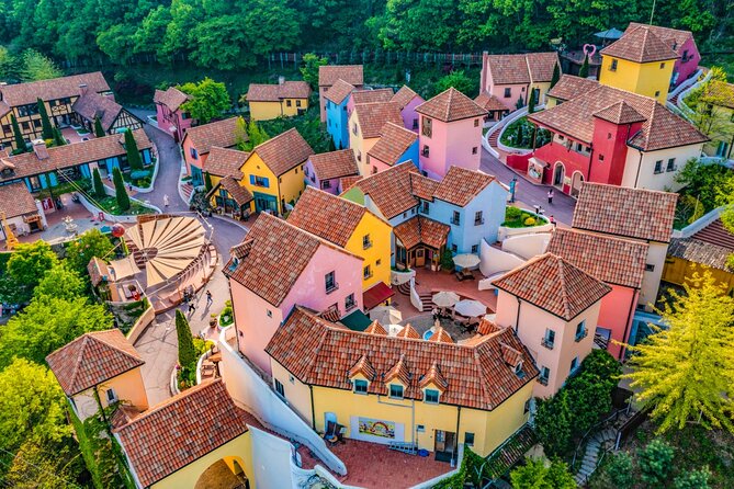 Halal - Central Mosque, Nami Island, Petite, Garden of Morning Calm - Central Mosque: A Religious Landmark