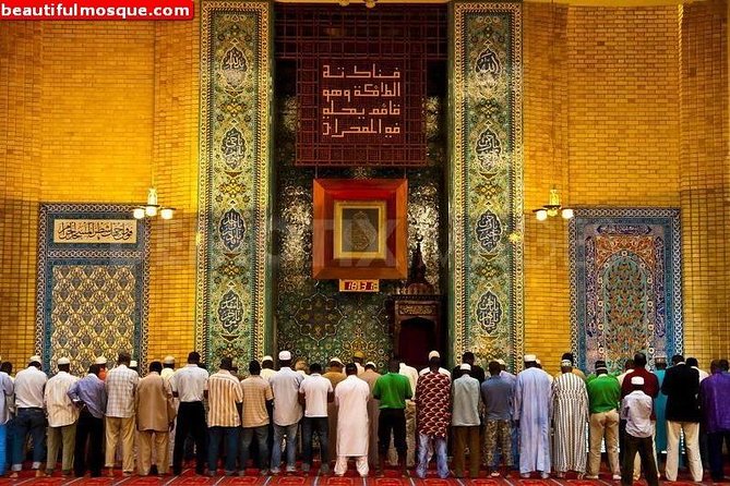 Halal Lisbon Private Tour With Muslim-friendly Lunch - Tour Overview