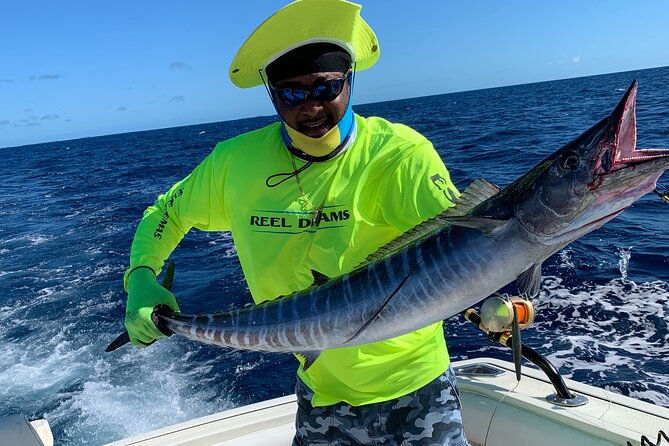 Half-Day 38ft Reel Dreams Private Charter in Nassau - Additional Information
