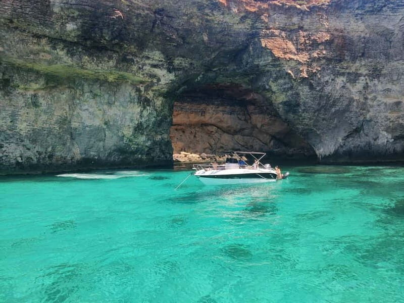 Half day - 4 hours Comino, Blue Lagoon up to 12 guests - FAQ