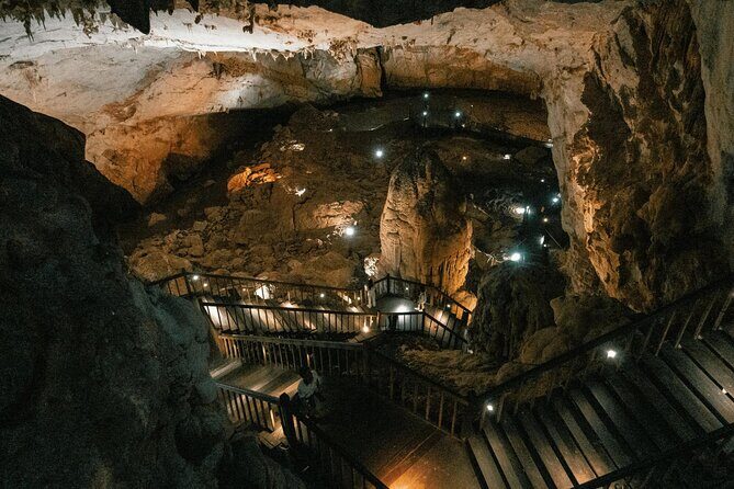 Half Day Adventure to Paradise Cave - The Sum Up