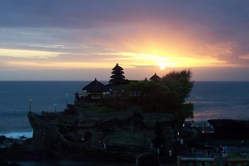 Half Day: Amazing Tanah Lot Sunset, Kecak Fire Dance, Dinner - Dinner with a View