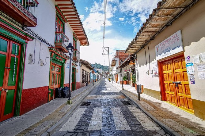 Half-Day at Beautiful Town of El Retiro & Tekendamita Waterfall! - Tequendamita Waterfalls Visit