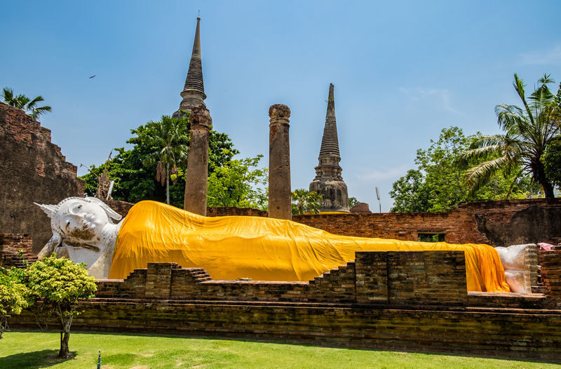 Half Day Ayutthaya Must-Visit UNESCO World Heritage Temples Tour - Wat Phra Si Sanphet: three chedis and royal history