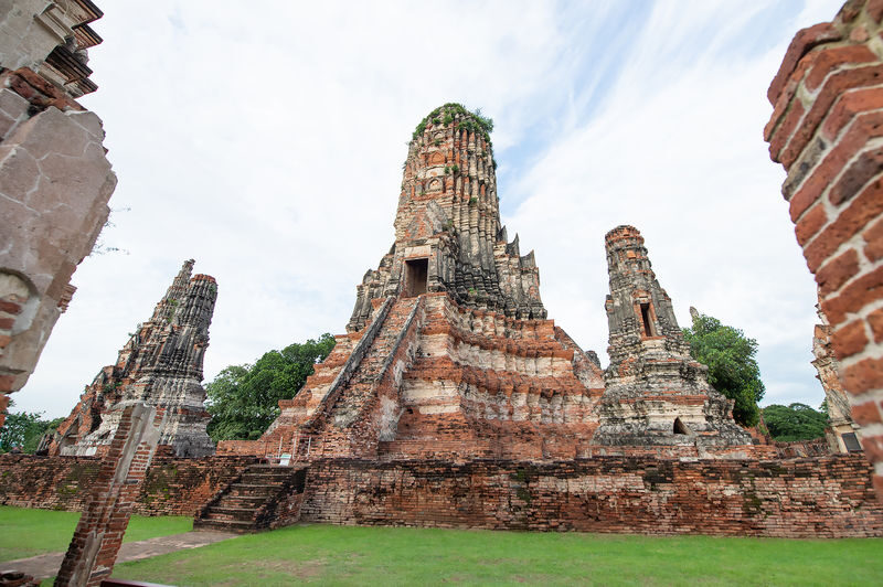 Half Day Ayutthaya Must-Visit UNESCO World Heritage Temples Tour - Heat, clothing, and other practical details