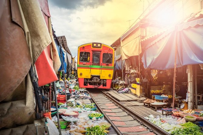 Half Day Bangkok Tour: Maeklong Train Market & Damnoen Saduak Floating Market - Transportation and Schedule