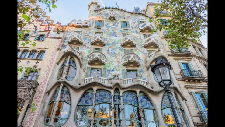 Half Day Barcelona Bus Tour - Tour Highlights and Inclusions
