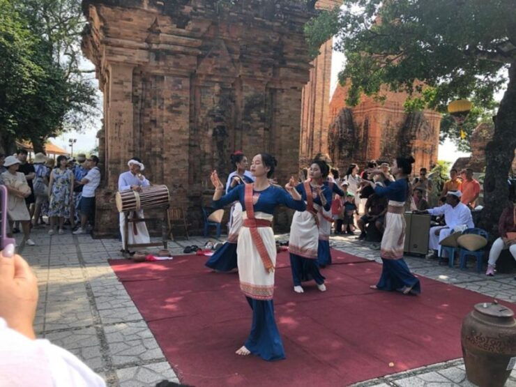 Half-day Beautiful Coastal Nha Trang City Tour - Tour Details
