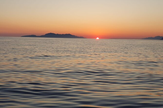 Half-Day Best Beaches & Bays Private Speed Boat Tour - Weather Considerations