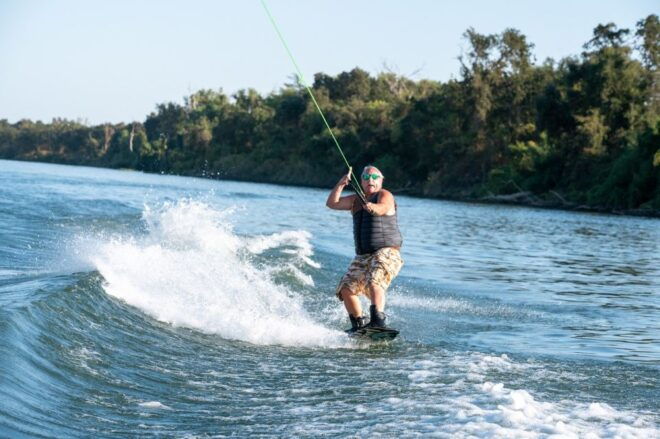 Half Day Boarding Experience Wakeboard,Wakesurf,or Kneeboard - Reservation and Payment Options
