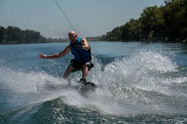 Half Day Boarding Experience Wakeboard,Wakesurf,or Kneeboard - The Sum Up