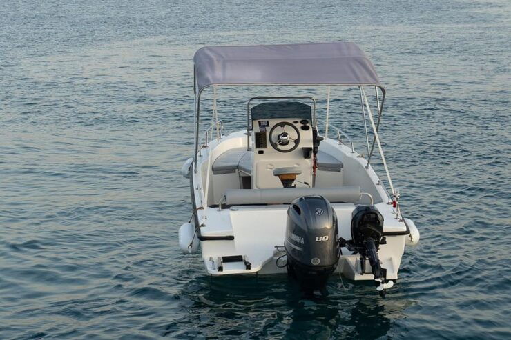 Half Day Boat Rental 80hp Without Skipper (5hr) Need License - Pricing and Group Details