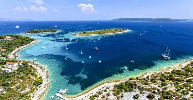 Half-Day Boat Tour to Blue Lagoon, Shipwreck, and Trogir - Good To Know
