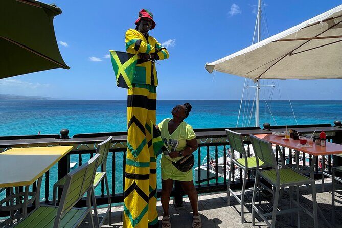 Half Day Catamaran Party Boat, Snorkeling and Hip Strip Tour - The Sum Up