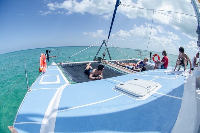 Half-day Catamaran Sail in Grand Cayman - Participant Requirements and Expectations