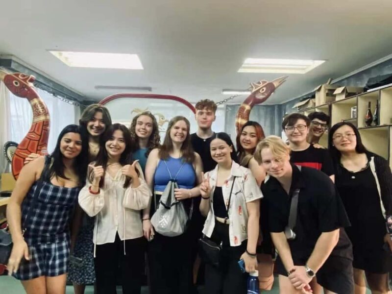 Half-Day Chengdu Lacquerware Handcrafting Workshop - The Experience with Guides and Group Size