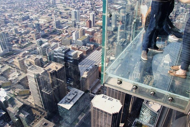 Half-Day Chicago Walking Tour With Skydeck and Boat Cruise - Skydeck Experience
