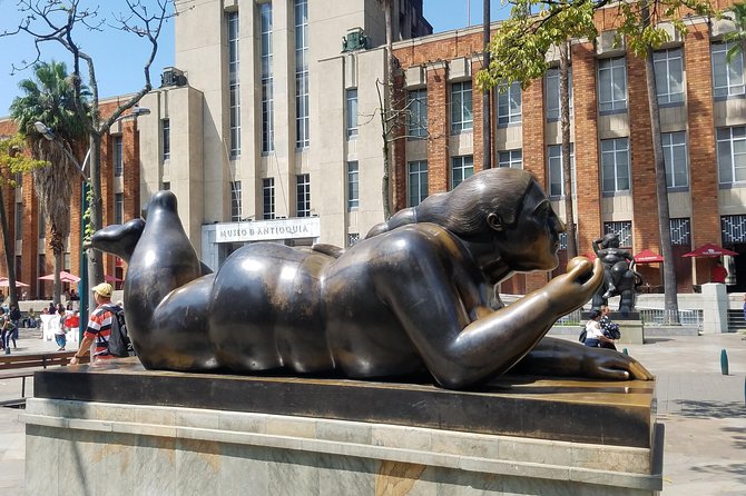 Half Day City Tour Including Fruit Tasting - Tour Overview