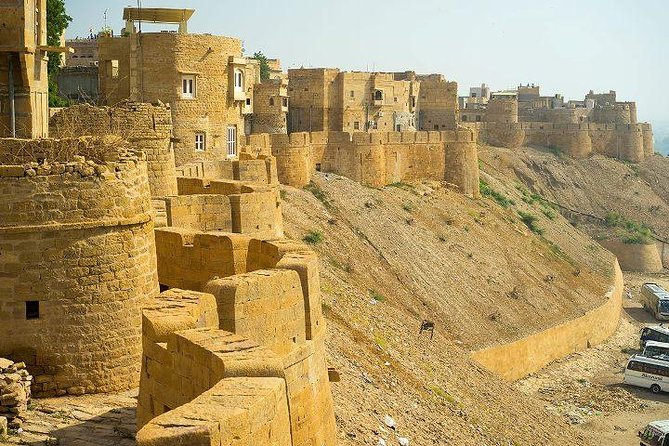 Half Day City Tour of Jaisalmer Visit Sunset by Camel Ride With Dinner - Dress Code and Accessibility