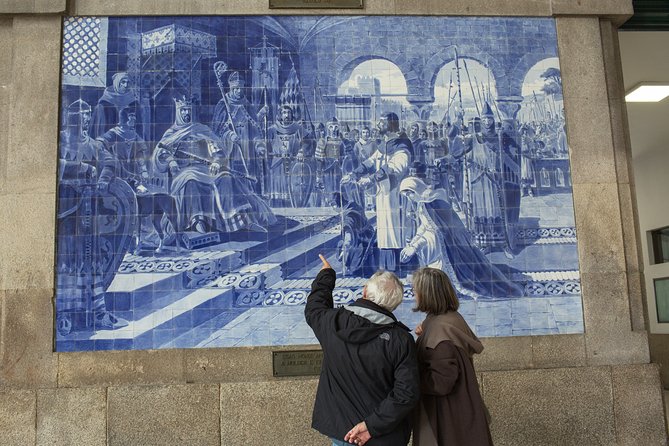 Half Day City Tour With Six Bridges Cruise and Wine Tasting - Multilingual Tour and Wine Tasting