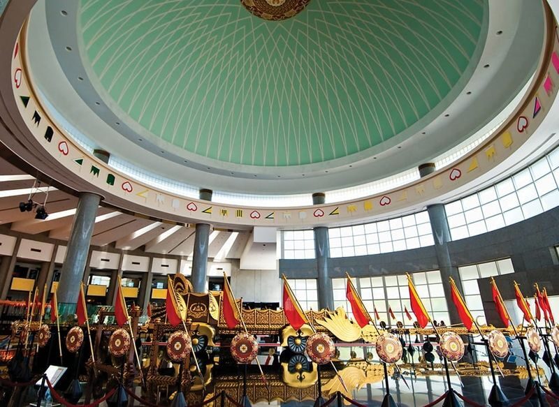 Half Day City & Water Village Tour in Brunei - A compact introduction to Bandar Seri Begawan