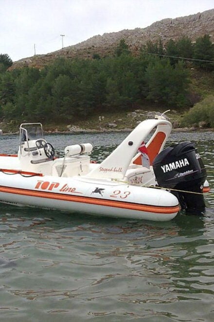 Half Day Cruise Akrotiri 8 Persons - Itinerary Details