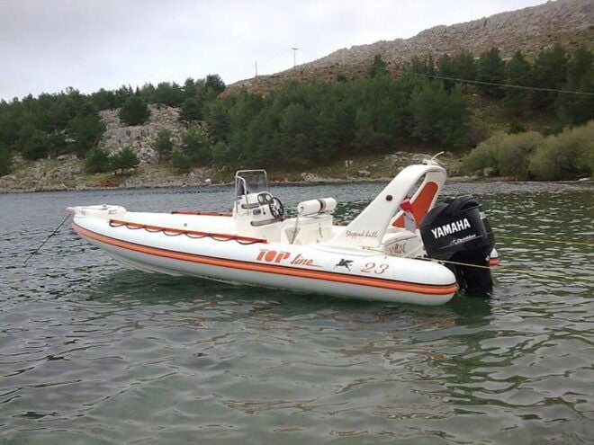 Half Day Cruise Akrotiri 8 Persons - Frequently Asked Questions