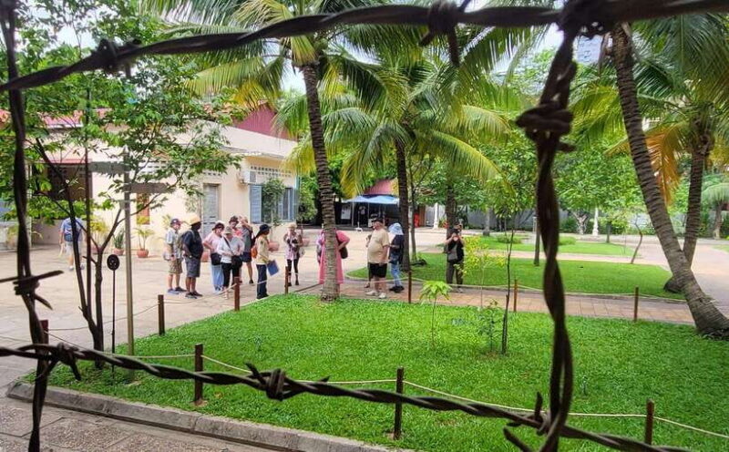 Half Day: Dark Year of Phnom Penh and Survivor Encounter - Good To Know