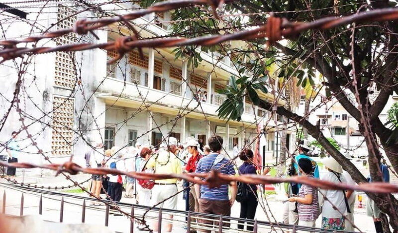 Half Day: Dark Year of Phnom Penh and Survivor Encounter - An In-Depth Look at the Dark Year of Phnom Penh