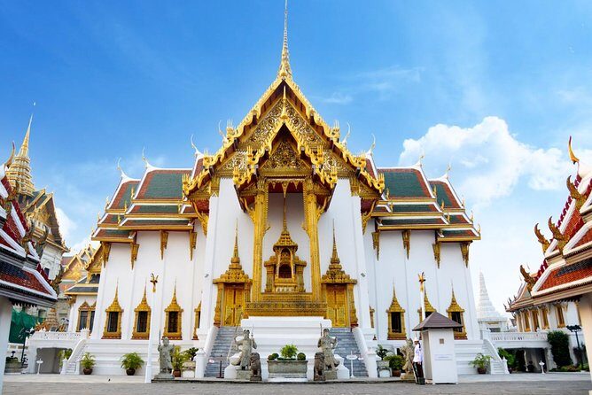 Half Day DIY Grand Palace and Emerald Buddha Temple - Who Should Consider This Tour?